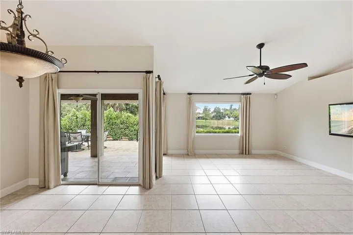 1073 Alhambra Cir, Naples, Florida 34103