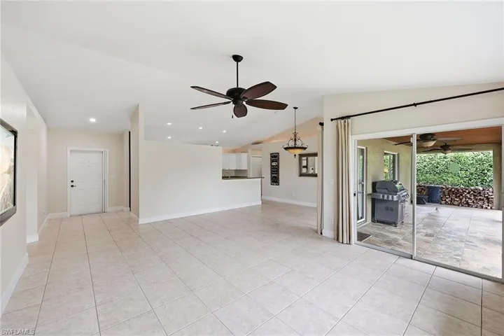 1073 Alhambra Cir, Naples, Florida 34103