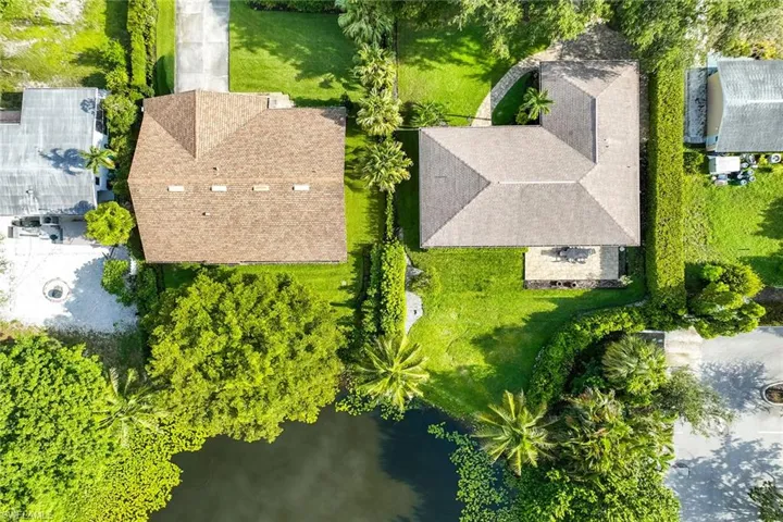 1073 Alhambra Cir, Naples, Florida 34103