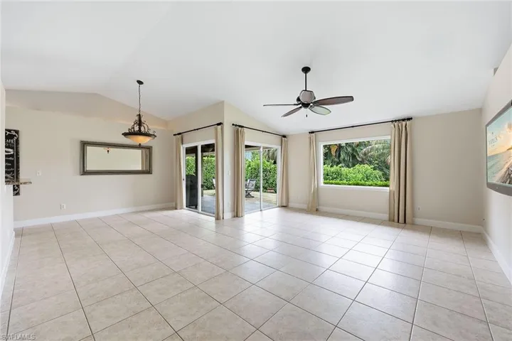 1073 Alhambra Cir, Naples, Florida 34103