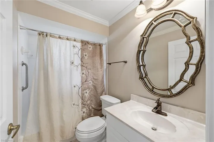 1073 Alhambra Cir, Naples, Florida 34103