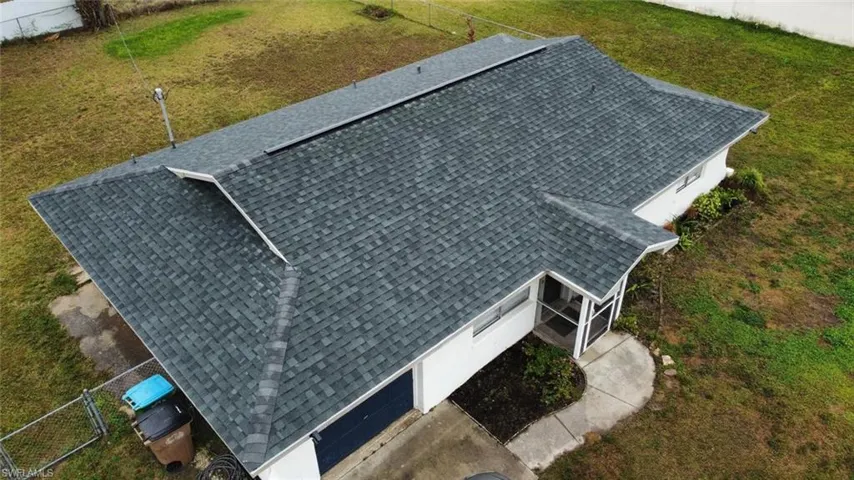 Aerial view of property and surrounding area