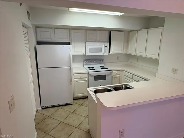 4127 Residence Dr, Fort Myers, Florida 33901