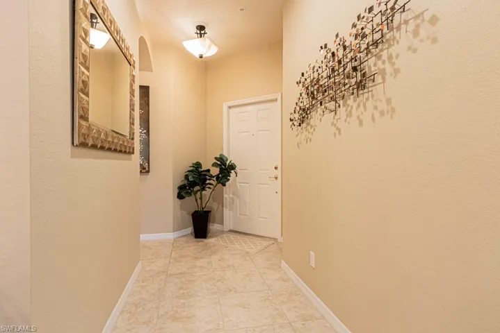 9641 Spanish Moss Way 4011, Bonita Springs, Florida 34135