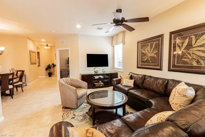 9641 Spanish Moss Way 4011, Bonita Springs, Florida 34135