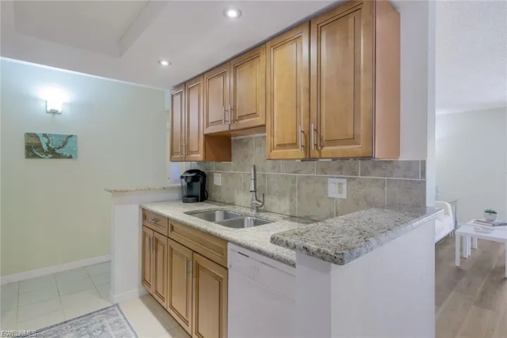 2366 E Mall  DR, Fort Myers, FL 33901
