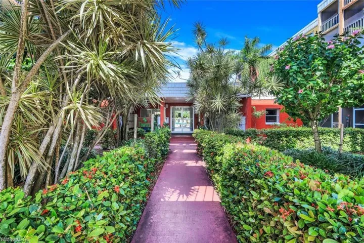 2366 E Mall  DR, Fort Myers, FL 33901