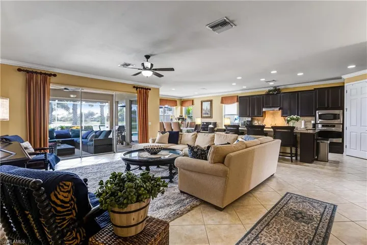 8650 Palermo Ct, Naples, Florida 34114