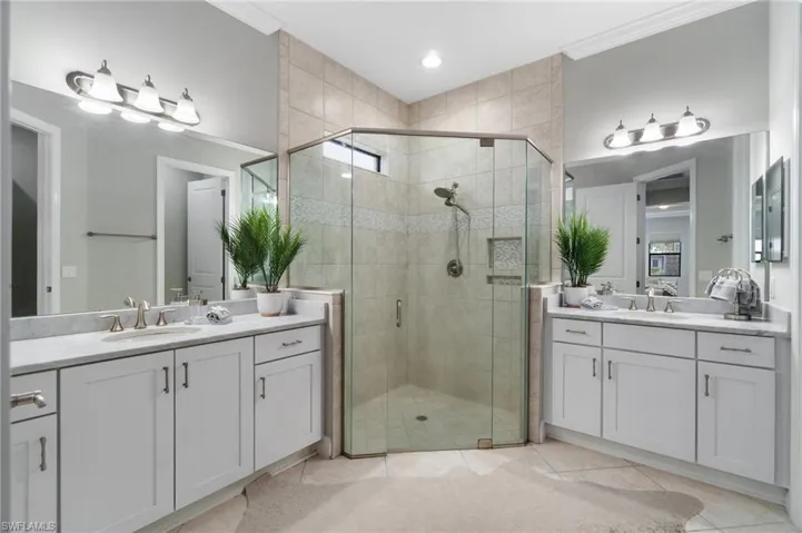 4437 Tamarind Way, Naples, Florida 34119
