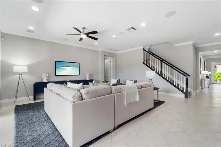 4437 Tamarind Way, Naples, Florida 34119