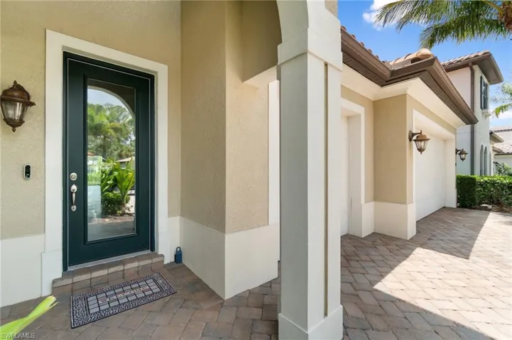 4437 Tamarind Way, Naples, Florida 34119