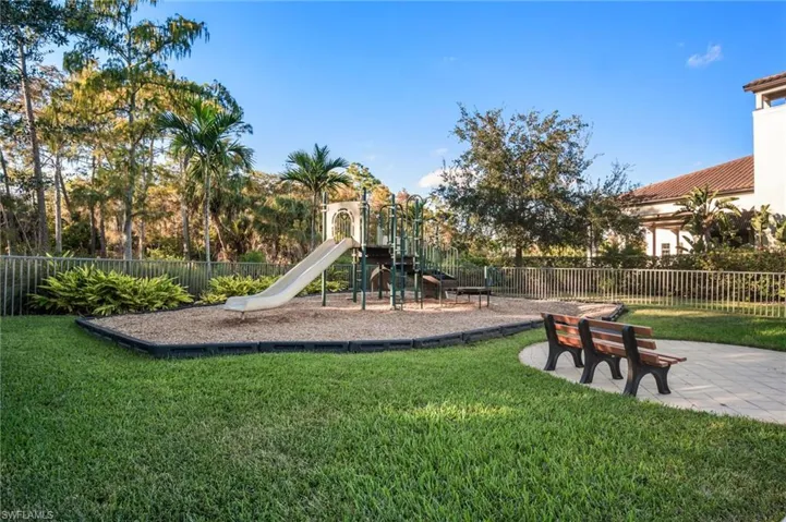 4437 Tamarind Way, Naples, Florida 34119