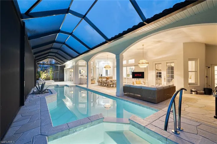 8920  Lely Island  CIR, Naples, FL 34113