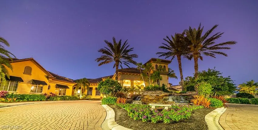 View of front of property featuring stucco siding