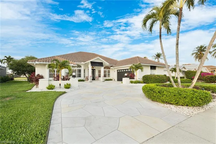 8920  Lely Island  CIR, Naples, FL 34113