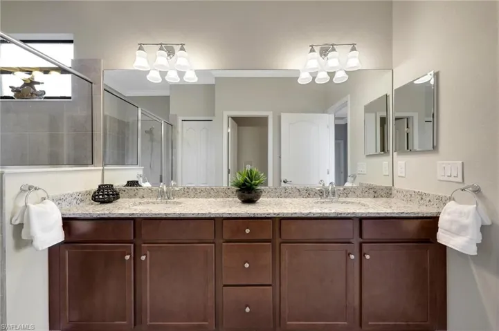 19863  Beverly Park  RD, Estero, FL 33928