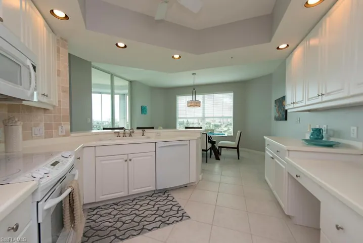 300 Dunes Blvd 603, Naples, Florida 34110