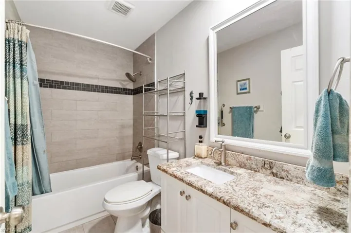 5700  Woodmere Lake  CIR, Naples, FL 34112