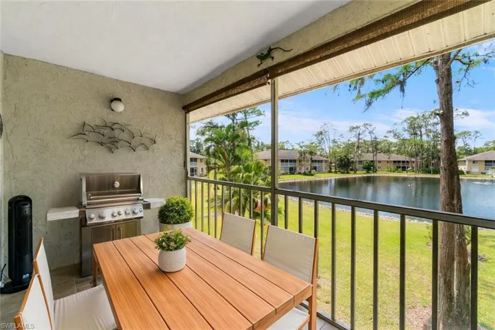 5700  Woodmere Lake  CIR, Naples, FL 34112