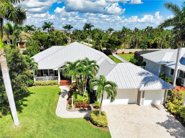 Street view - Oversized 3 car garage!