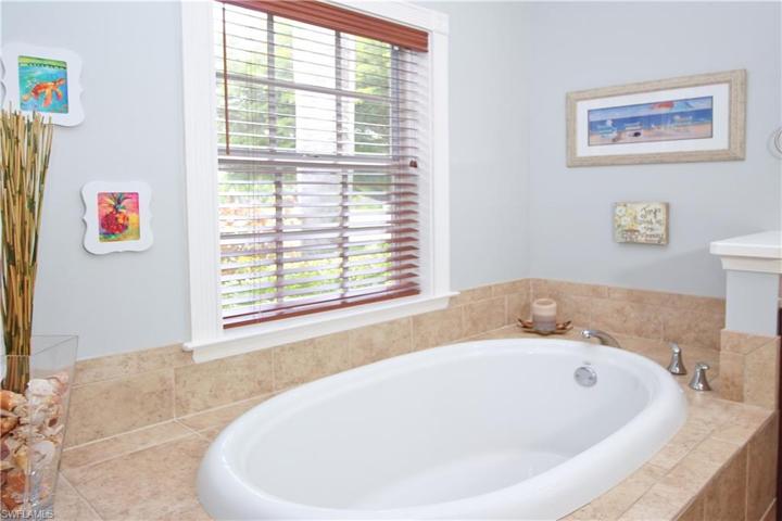Soaking Tub