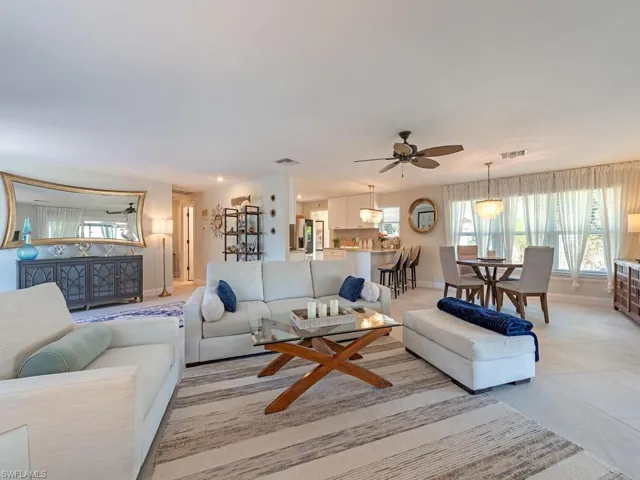 23 Knights Bridge Rd A54, Naples, Florida 34112