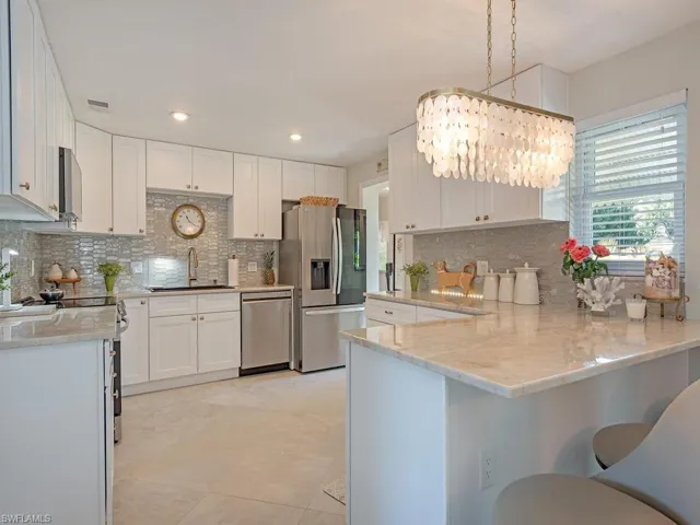 23 Knights Bridge Rd A54, Naples, Florida 34112