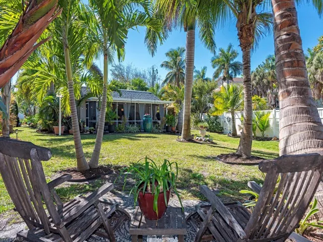 23 Knights Bridge Rd A54, Naples, Florida 34112