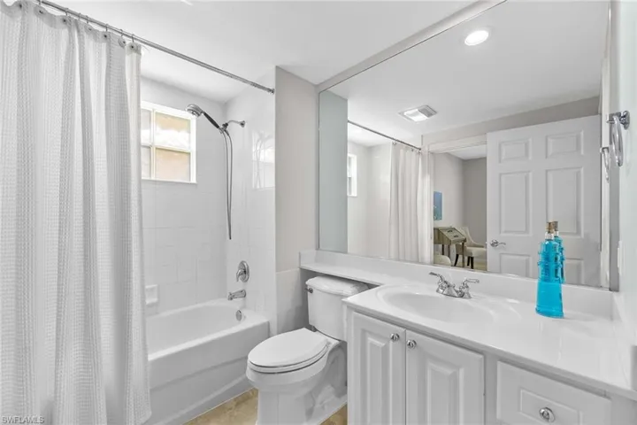 8027  Sorrento  LN, Naples, FL 34114