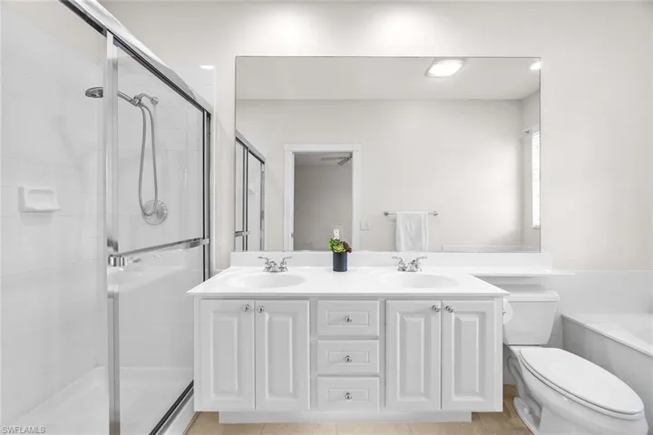 8027  Sorrento  LN, Naples, FL 34114