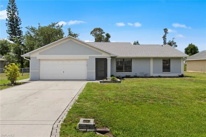 8484  Buena Vista  RD, Fort Myers, FL 33967