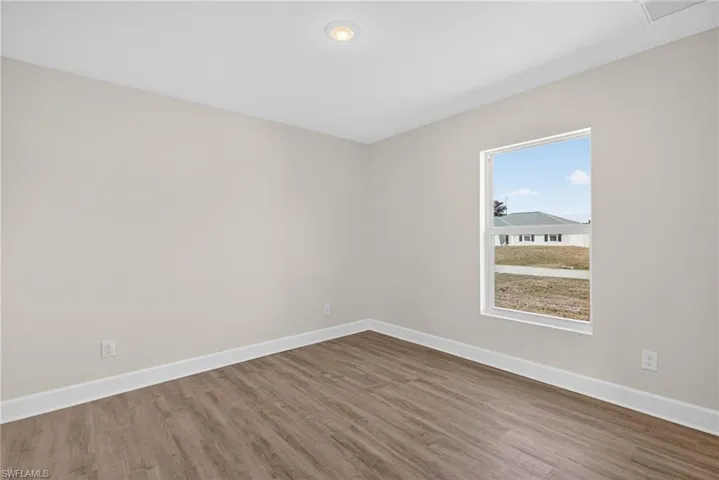1154 Nw 7th Pl, Cape Coral, Florida 33993