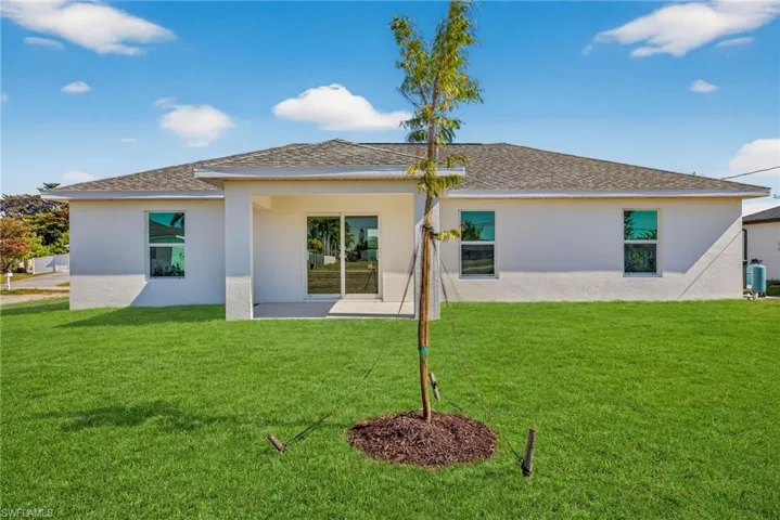 1154 Nw 7th Pl, Cape Coral, Florida 33993