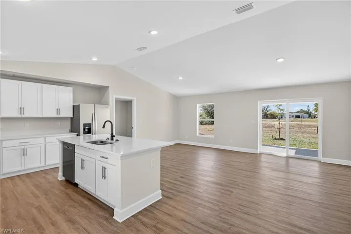 1154 Nw 7th Pl, Cape Coral, Florida 33993