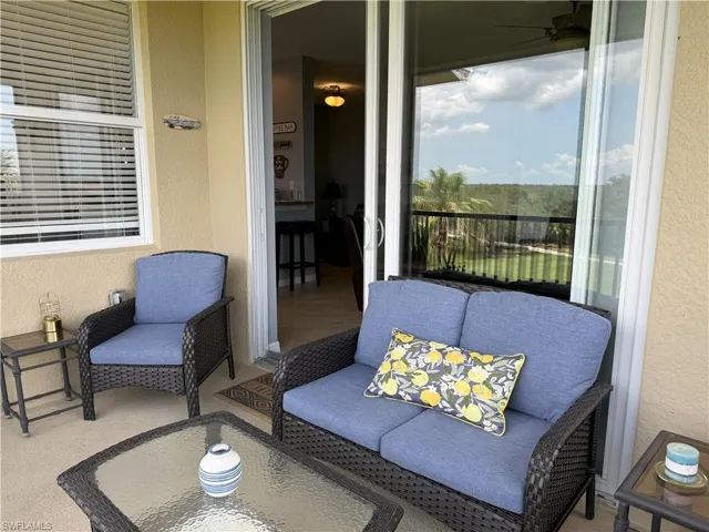 Screened balcony