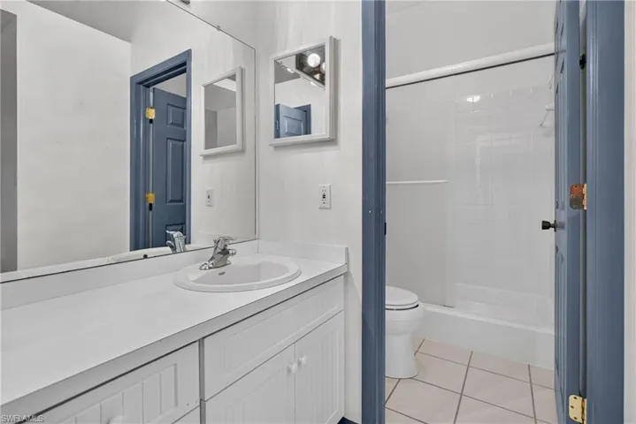 14461 Summerlin Trace Ct 8, Fort Myers, Florida 33919