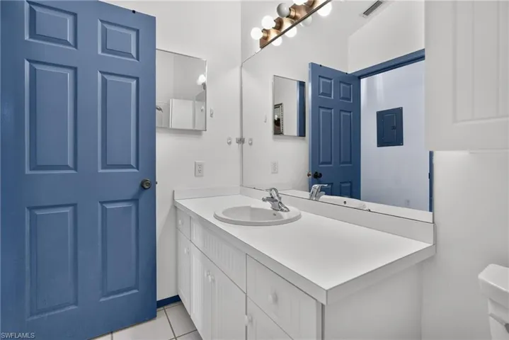 14461 Summerlin Trace Ct 8, Fort Myers, Florida 33919