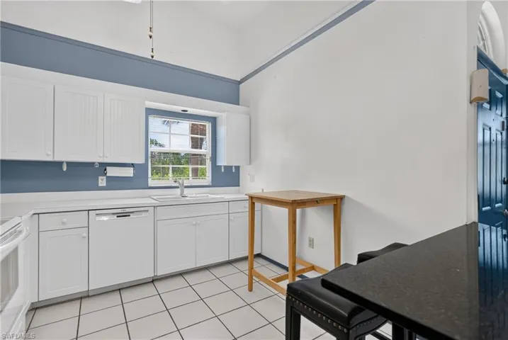 14461 Summerlin Trace Ct 8, Fort Myers, Florida 33919