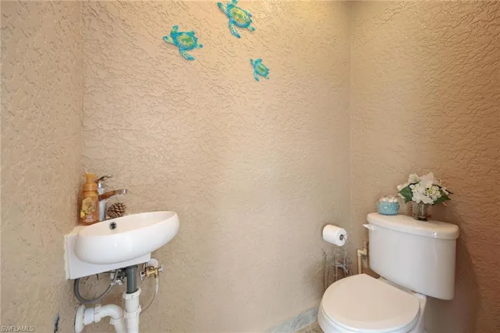 831 NE 23rd  TER, Cape Coral, FL 33909