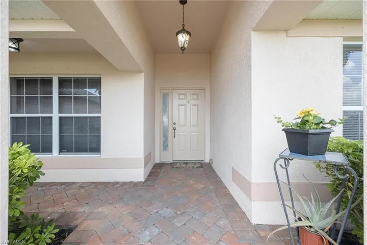 831 NE 23rd  TER, Cape Coral, FL 33909