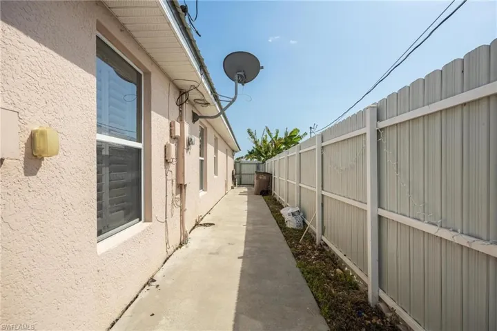 831 NE 23rd  TER, Cape Coral, FL 33909