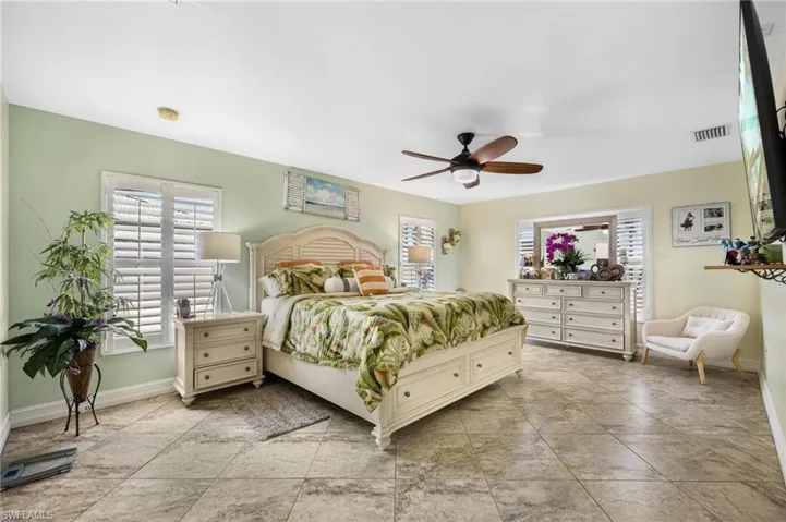 831 NE 23rd  TER, Cape Coral, FL 33909