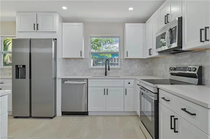 367 Rosemont Dr, Fort Myers, Florida 33916