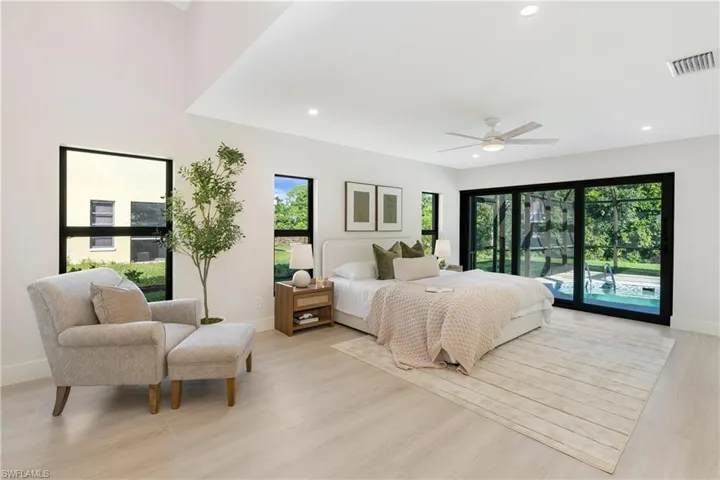 5105 Berkeley Dr, Naples, Florida 34112