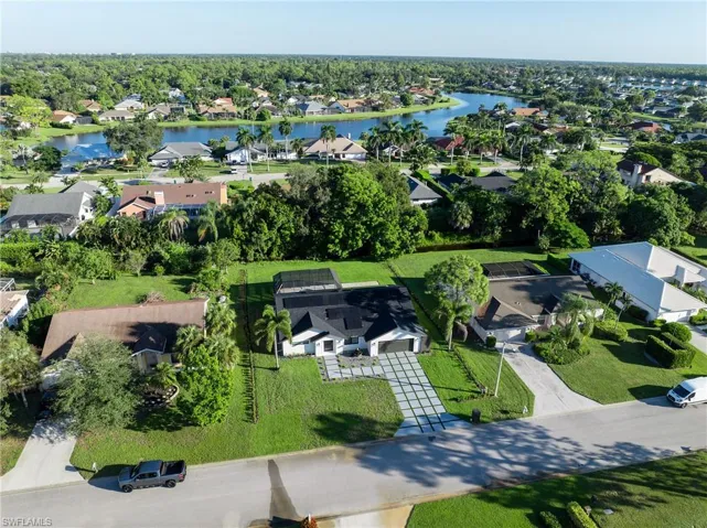 5105 Berkeley Dr, Naples, Florida 34112
