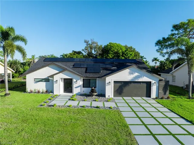 5105 Berkeley Dr, Naples, Florida 34112