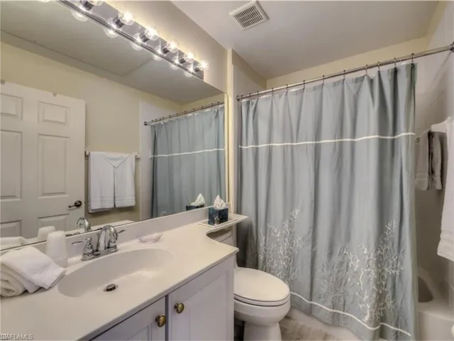 Guest suites available for owners to rent for overflow of guests