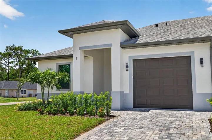 5013/5015 25th St Sw, Lehigh Acres, Florida 33973