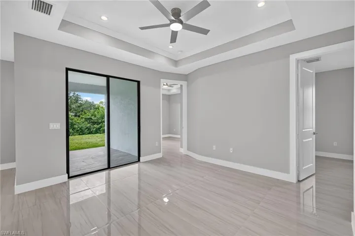 5013/5015 25th St Sw, Lehigh Acres, Florida 33973