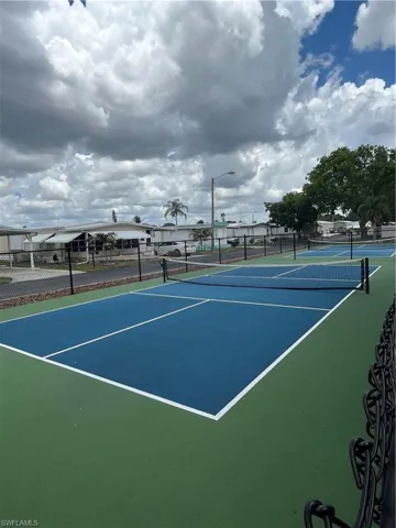 Pickleball Courts
